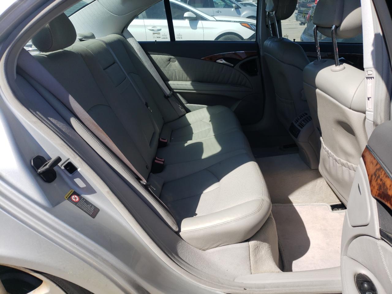 Photo 6 from auction – 2004 MERCEDES-BENZ E 500 with VIN WDBUF70J54A511381