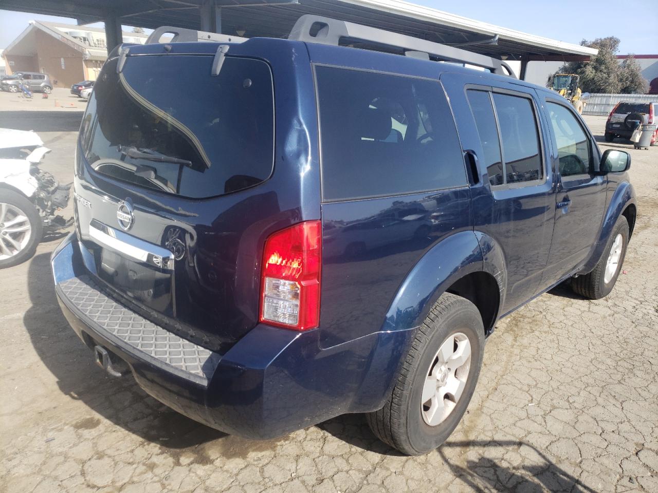 Photo 4 from auction – 2008 NISSAN PATHFINDER with VIN 5N1AR18U28C652065