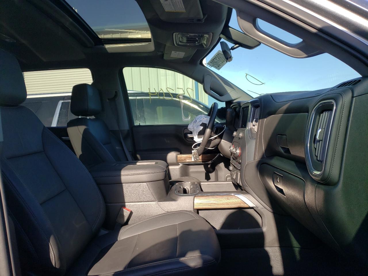 Photo 5 from auction – 2021 CHEVROLET SILVERADO with VIN 1GCPYFED6MZ156387