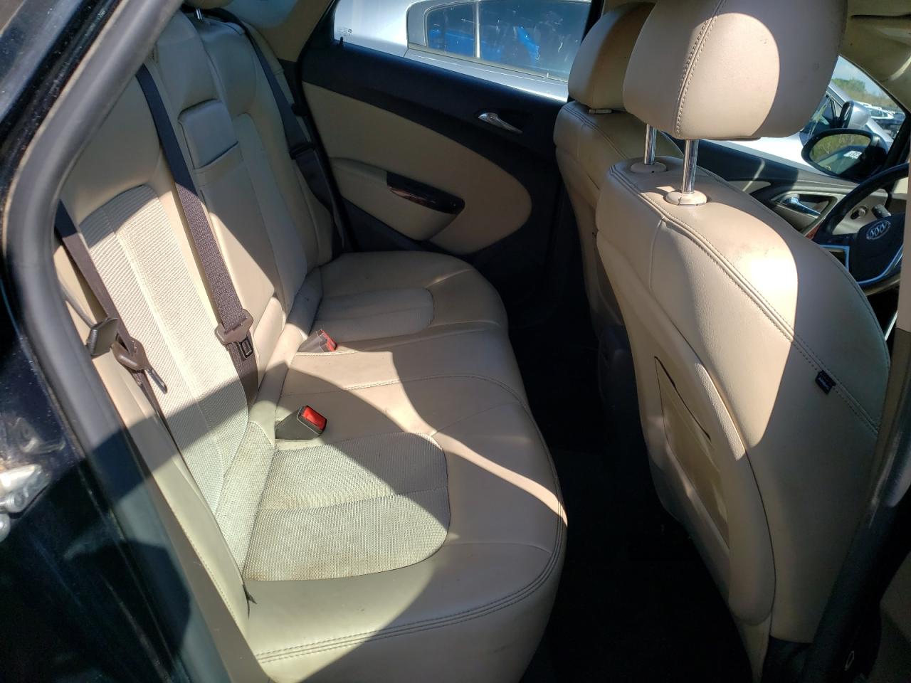 Photo 6 from auction – 2014 BUICK VERANO with VIN 1G4PP5SK0E4231840