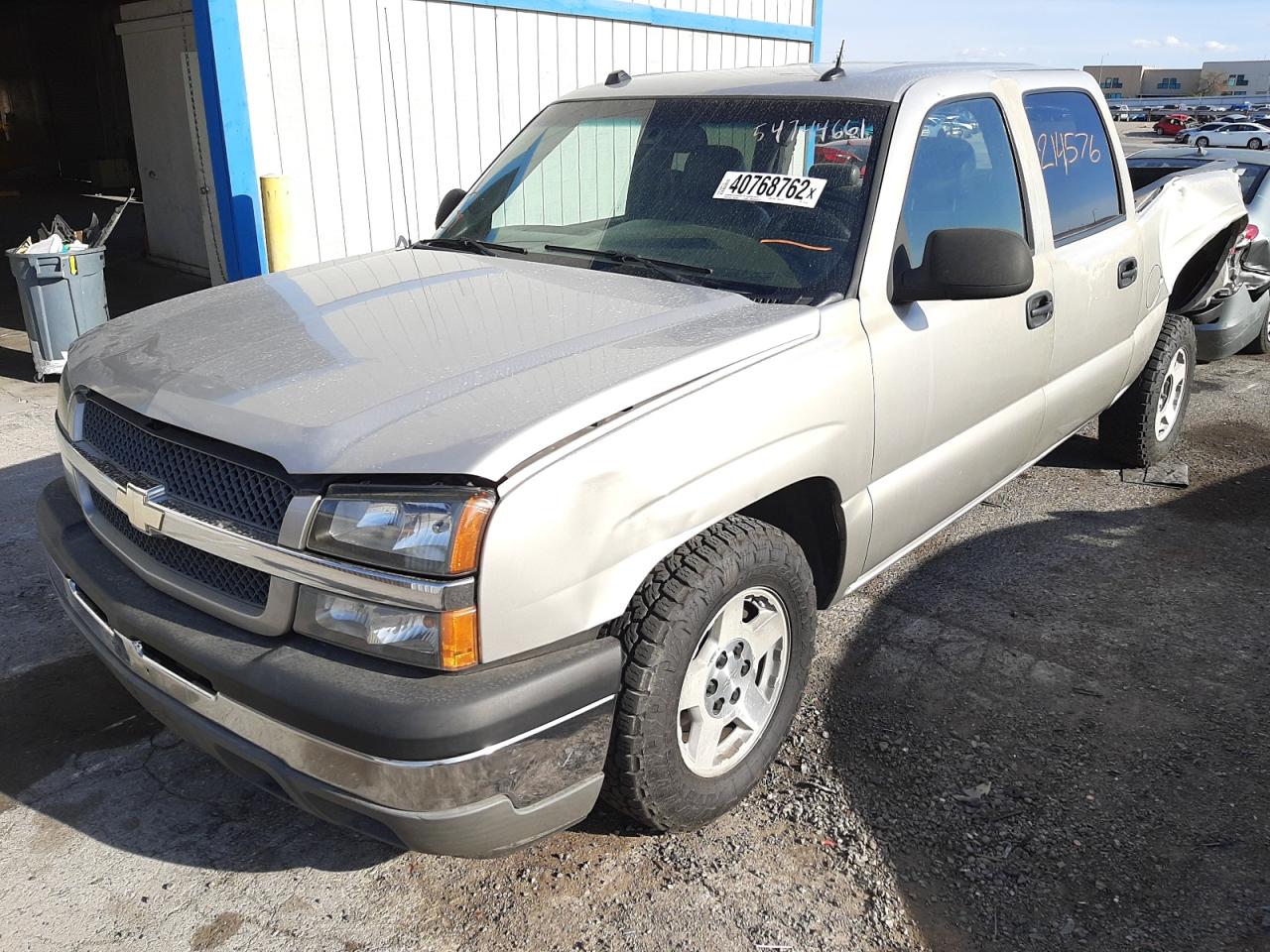 Photo 2 from auction – 2005 CHEVROLET SILVRDO LT with VIN 2GCEC13T351315430