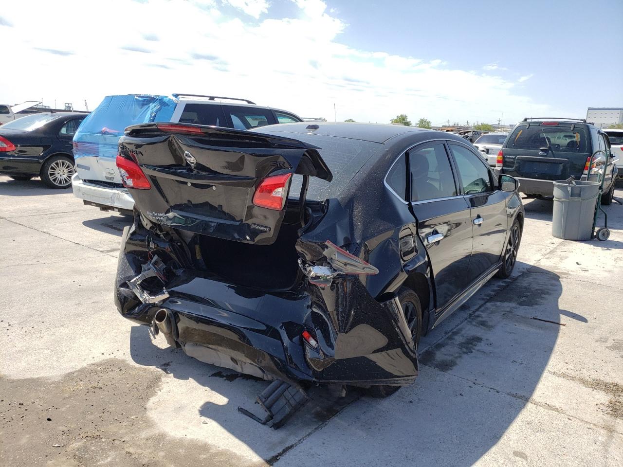 Photo 4 from auction – 2018 NISSAN SENTRA S with VIN 3N1AB7AP1JY330582