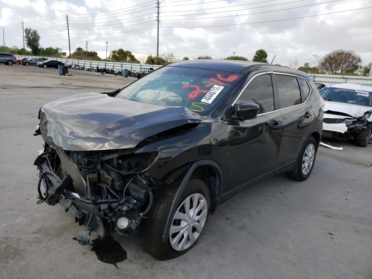 Photo 2 from auction – 2016 NISSAN ROGUE S with VIN 5N1AT2MV7GC890191