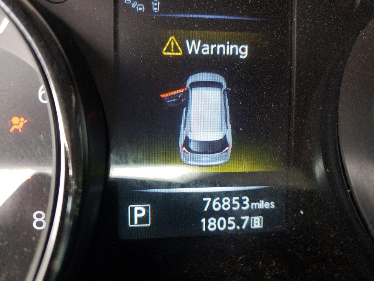 Photo 8 from auction – 2015 NISSAN ROGUE S with VIN 5N1AT2MV2FC832293