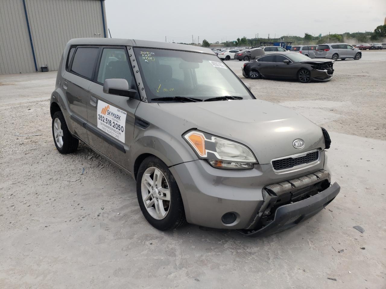 KIA SOUL + 2010 with VIN KNDJT2A26A7042740 - Photo from auction