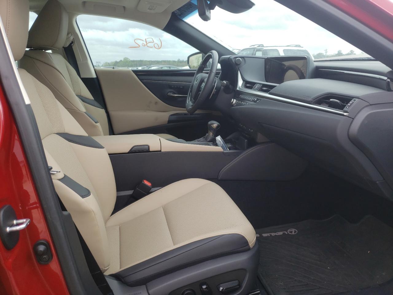 Photo 5 from auction – 2021 LEXUS ES 350 BAS with VIN 58ADZ1B11MU102736