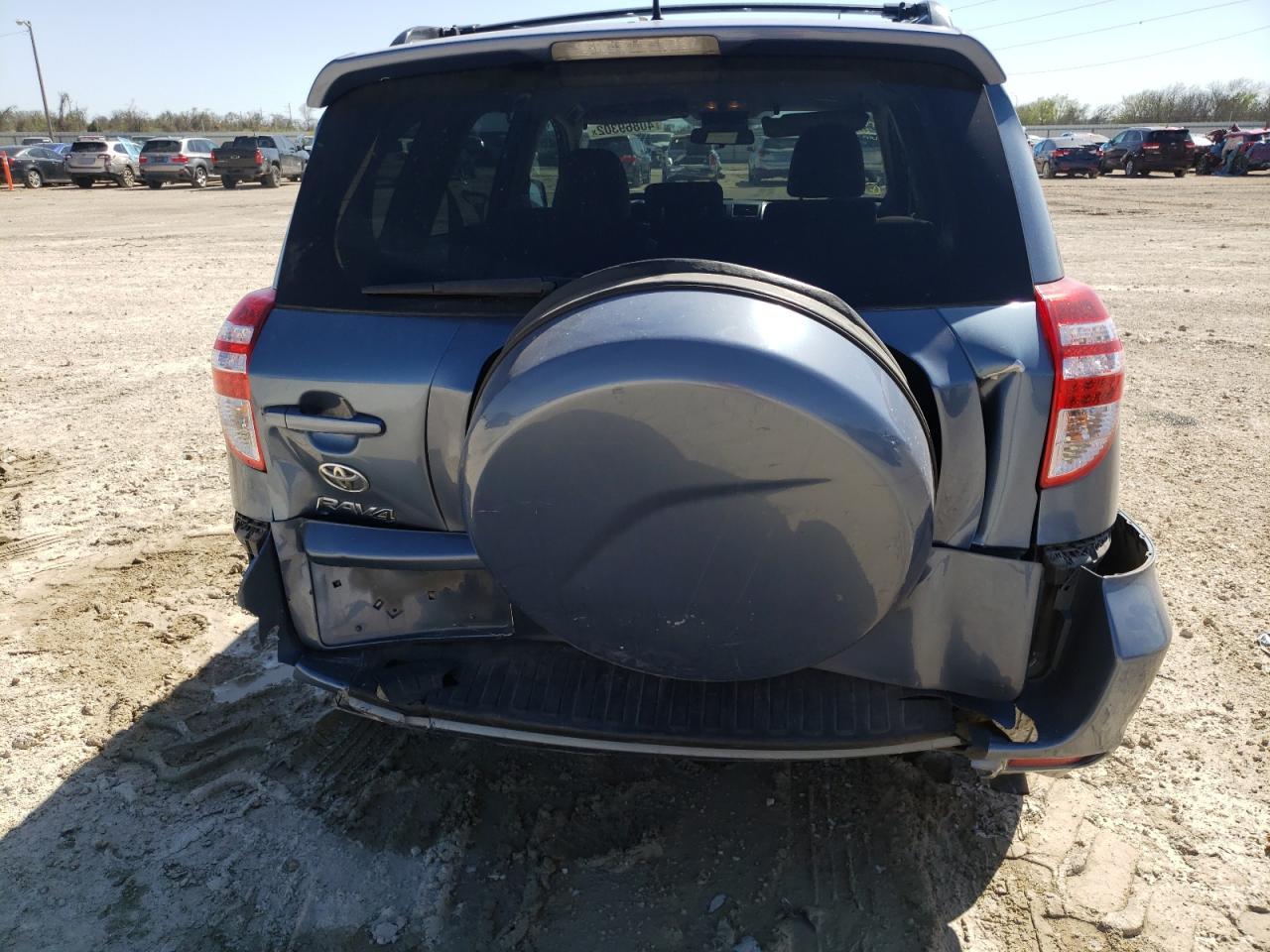 Photo 9 from auction – 2011 TOYOTA RAV4 with VIN 2T3ZF4DV3BW076233