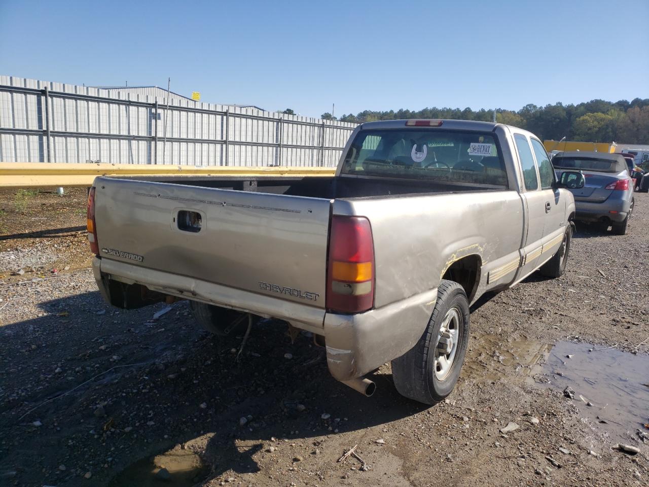 Photo 4 from auction – 2002 CHEVROLET SILVERADO with VIN 1GCEC19V32E109334