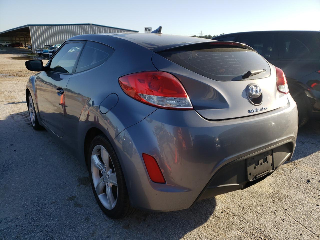 Photo 3 from auction – 2013 HYUNDAI VELOSTER with VIN KMHTC6AD4DU118586