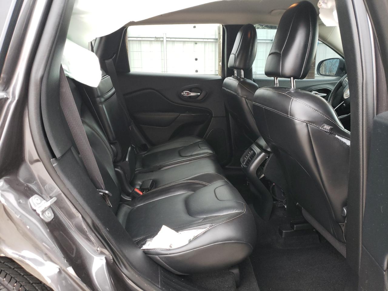 Photo 6 from auction – 2016 JEEP CHEROKEE L with VIN 1C4PJMDS7GW144120