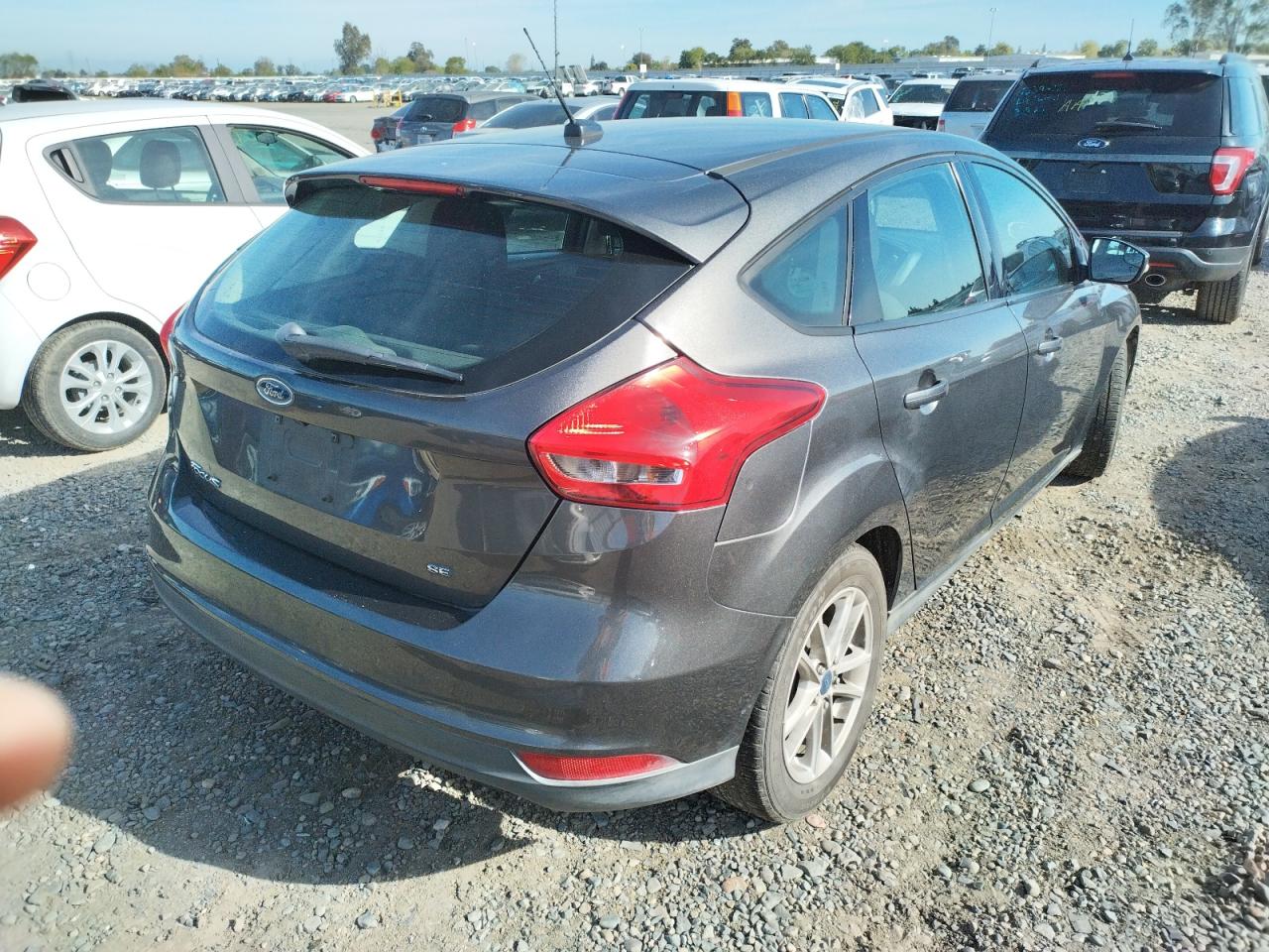 Фото 4 с аукциона – 2015 FORD FOCUS SE с VIN 1FADP3K2XFL300803