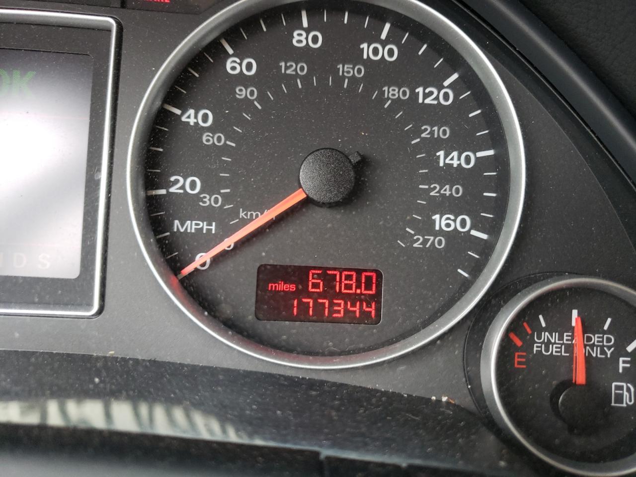 Photo 8 from auction – 2005 AUDI A4 3.2 QUA with VIN WAUDG68E55A515705