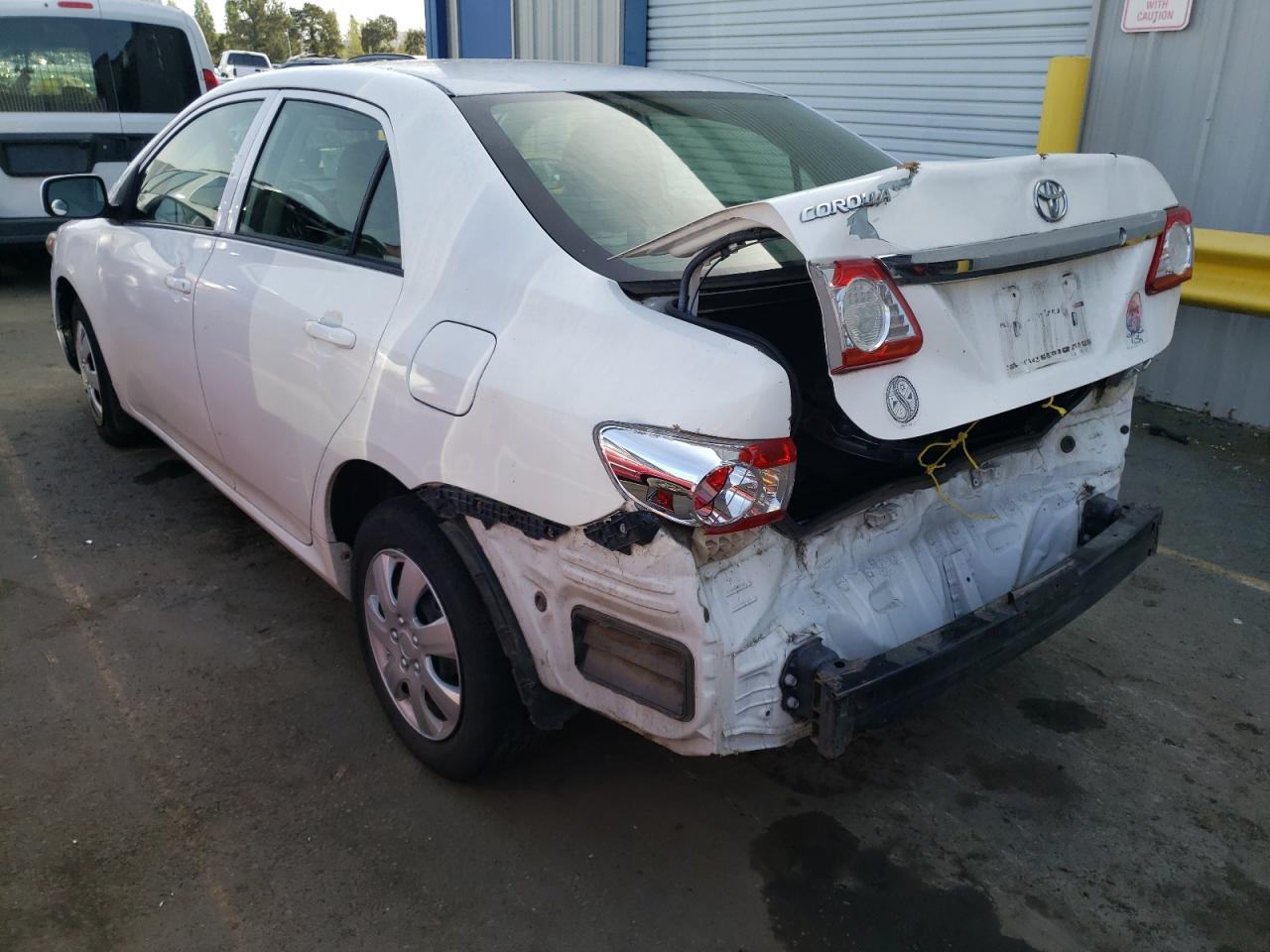 Photo 3 from auction – 2012 TOYOTA COROLLA BA with VIN JTDBU4EE4C9174646