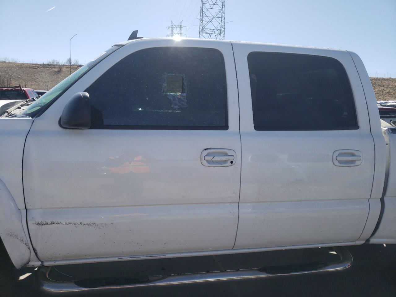 Photo 9 from auction – 2006 CHEVROLET SILVERADO with VIN 2GCEK13T761182014