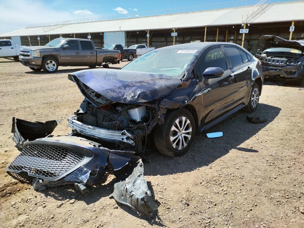 Photo 2 from auction – 2021 TOYOTA COROLLA LE with VIN JTDEAMDE6MJ010192