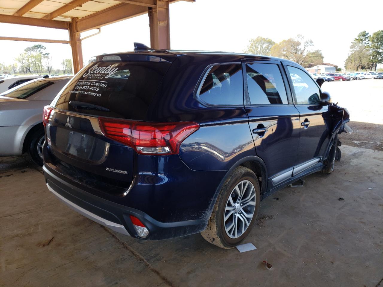 Photo 4 from auction – 2017 MITSUBISHI OUTLANDER with VIN JA4AD2A32HZ052115