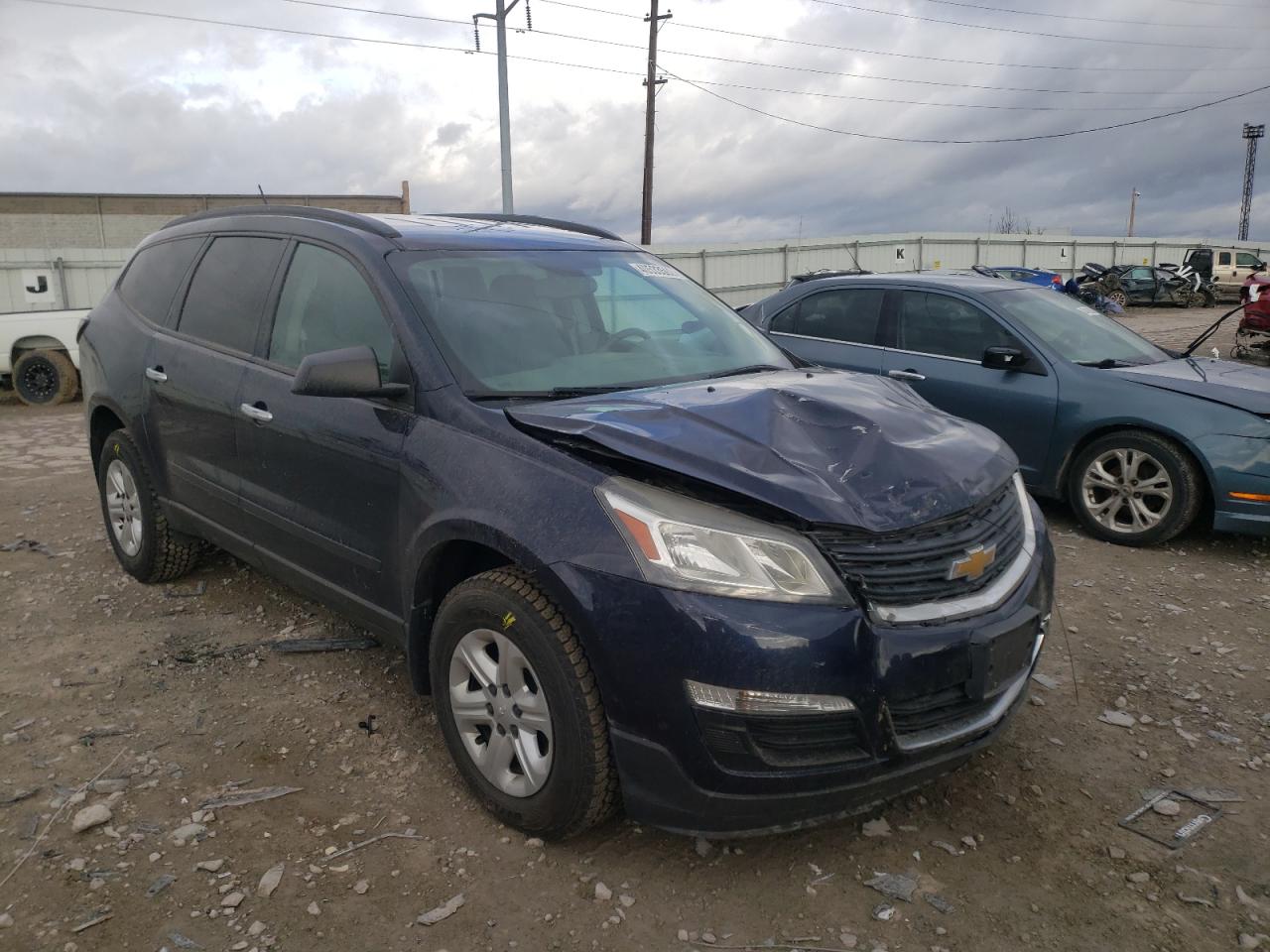 CHEVROLET TRAVERSE L 2015 with VIN 1GNKRFED4FJ191672 - Photo from auction