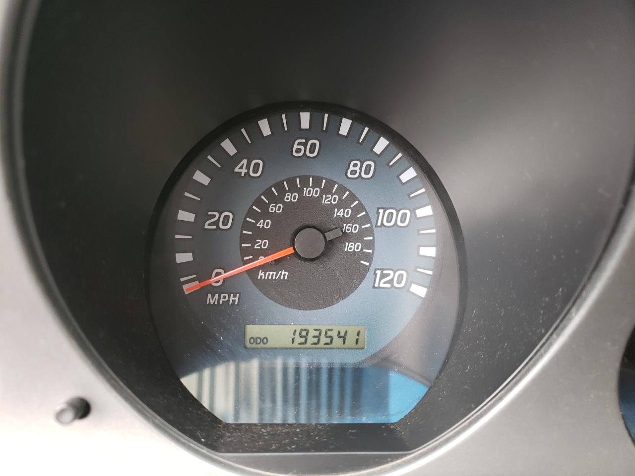 Photo 8 from auction – 2002 NISSAN FRONTIER C with VIN 1N6ED29Y92C308118