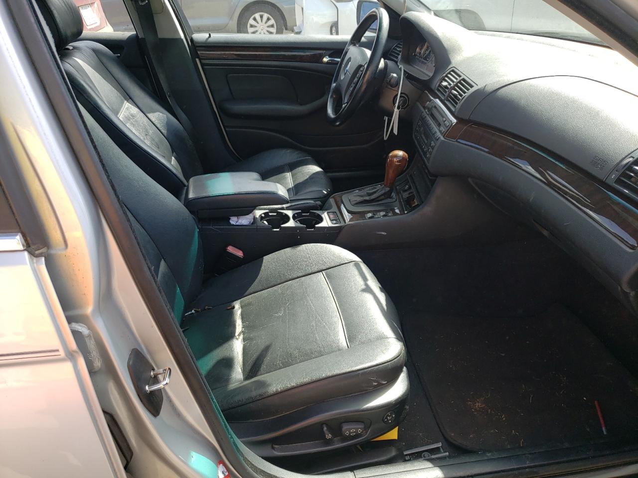 Photo 5 from auction – 2001 BMW 330I with VIN WBAAV53461JS94899