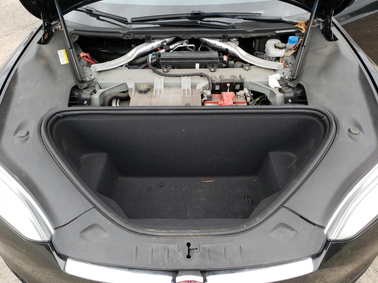 Photo 7 from auction – 2017 TESLA MODEL S with VIN 5YJSA1E21HF198560