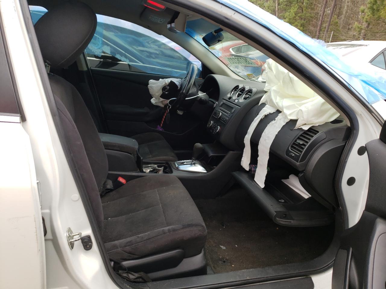 Photo 5 from auction – 2011 NISSAN ALTIMA with VIN 1N4AL2AP0BN443182