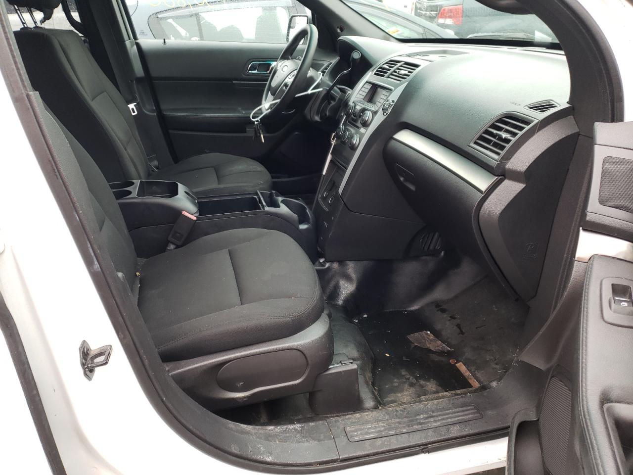 Photo 5 from auction – 2015 FORD EXPLORER P with VIN 1FM5K8AR0FGC08872