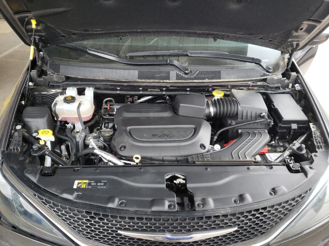 Photo 7 from auction – 2020 CHRYSLER VOYAGER LX with VIN 2C4RC1CG8LR102945