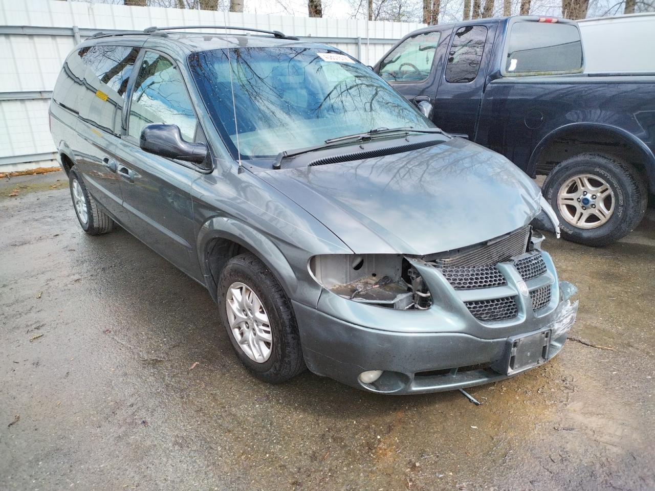 Photo 13 from auction – 2002 DODGE GRAND CARA with VIN 2B4GP44342R708909