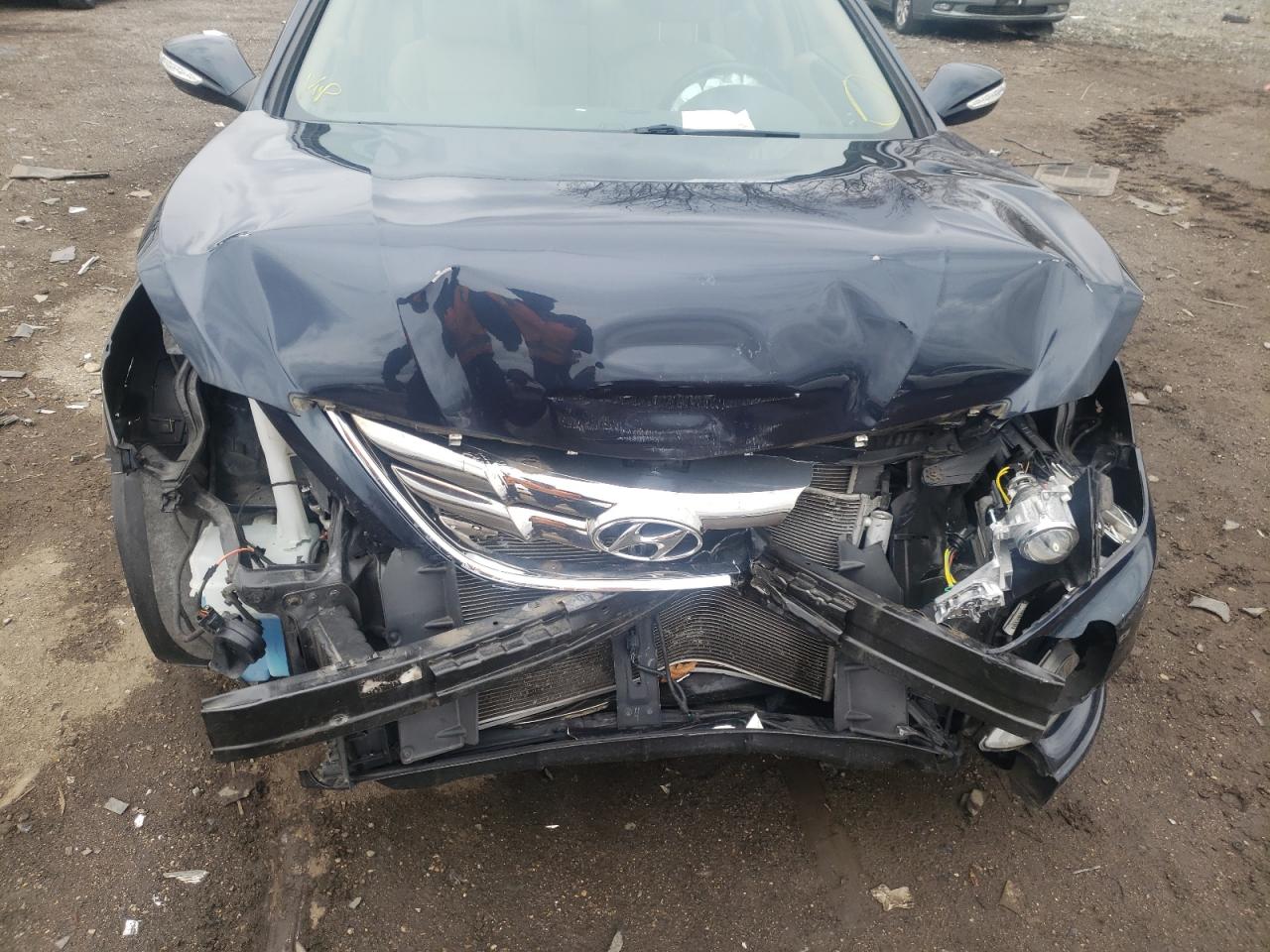 Photo 9 from auction – 2013 HYUNDAI SONATA SE with VIN 5NPEC4AC5DH584059