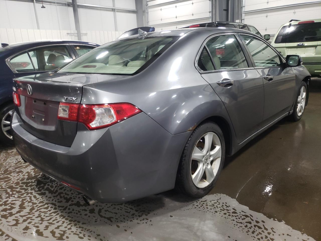 Photo 4 from auction – 2010 ACURA TSX with VIN JH4CU2F63AC007810
