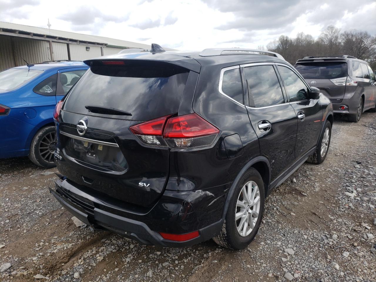 Photo 4 from auction – 2018 NISSAN ROGUE S with VIN KNMAT2MTXJP570608