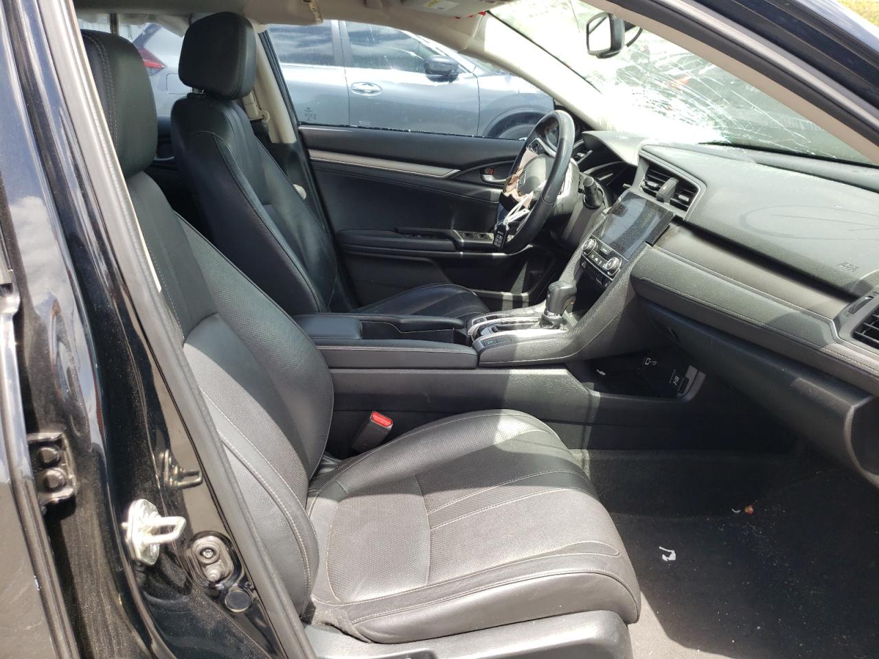 Photo 5 from auction – 2017 HONDA CIVIC EXL with VIN 19XFC1F75HE009310