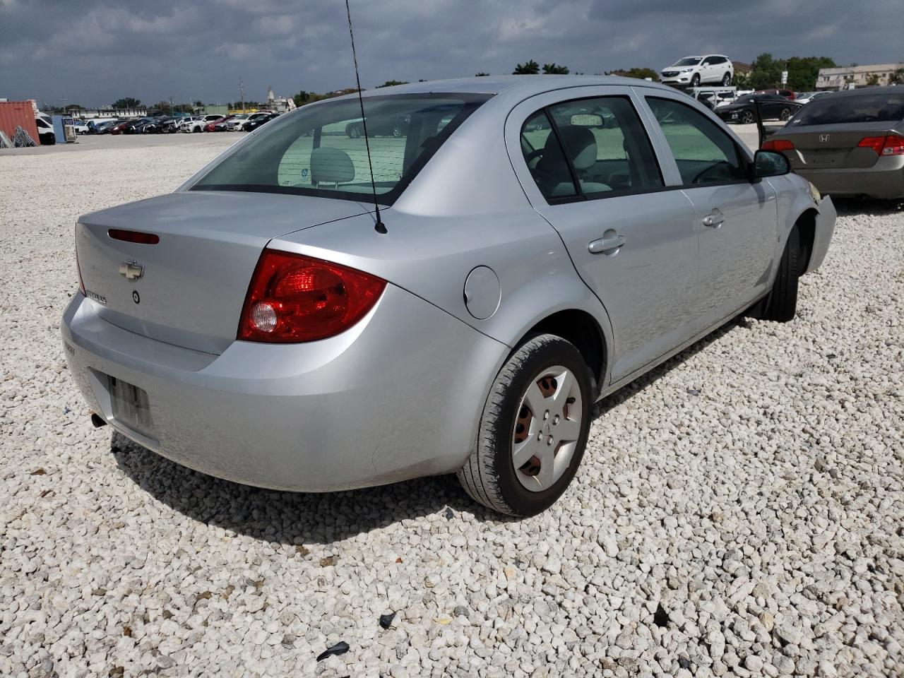 Photo 4 from auction – 2006 CHEVROLET COBALT LS with VIN 1G1AK55F167887299