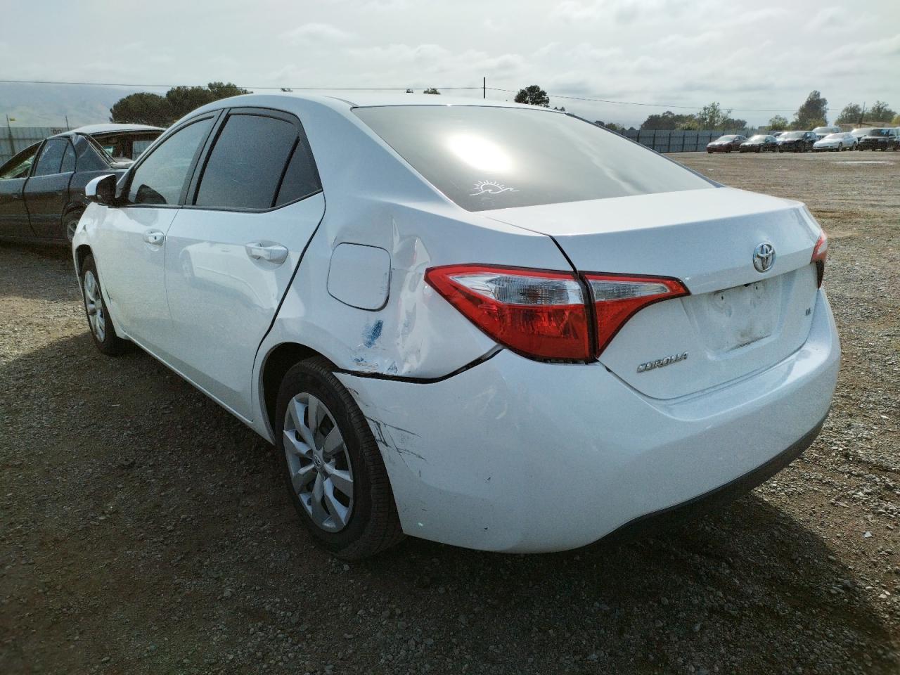Photo 3 from auction – 2014 TOYOTA COROLLA L with VIN 5YFBURHE8EP147472