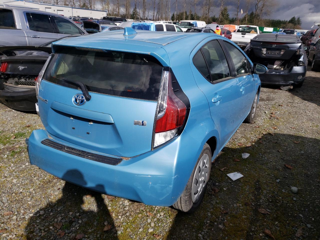 Photo 4 from auction – 2016 TOYOTA PRIUS C with VIN JTDKDTB36G1139429