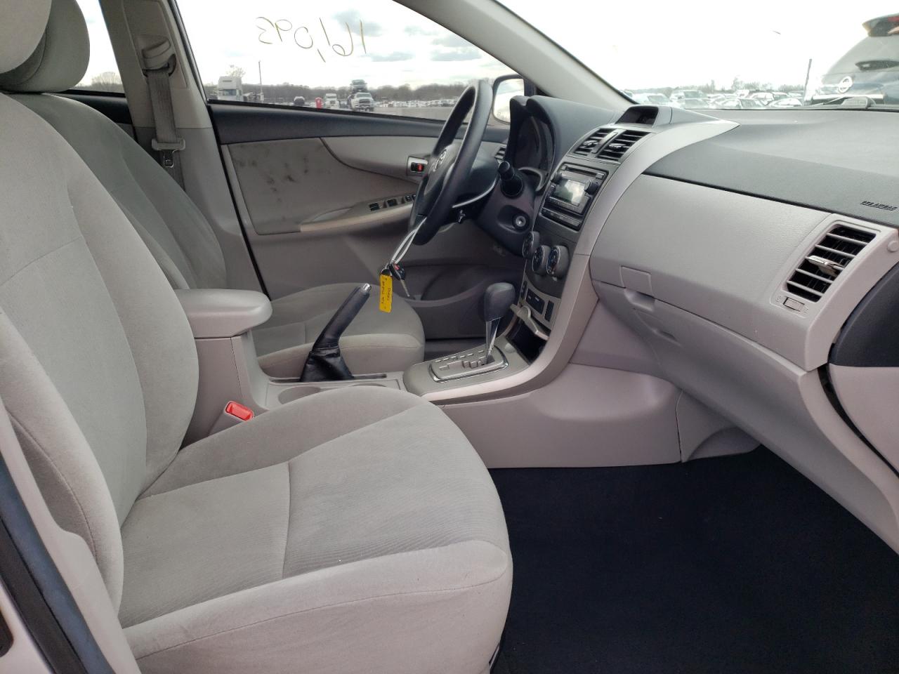Photo 5 from auction – 2012 TOYOTA COROLLA BA with VIN 2T1BU4EE7CC858634