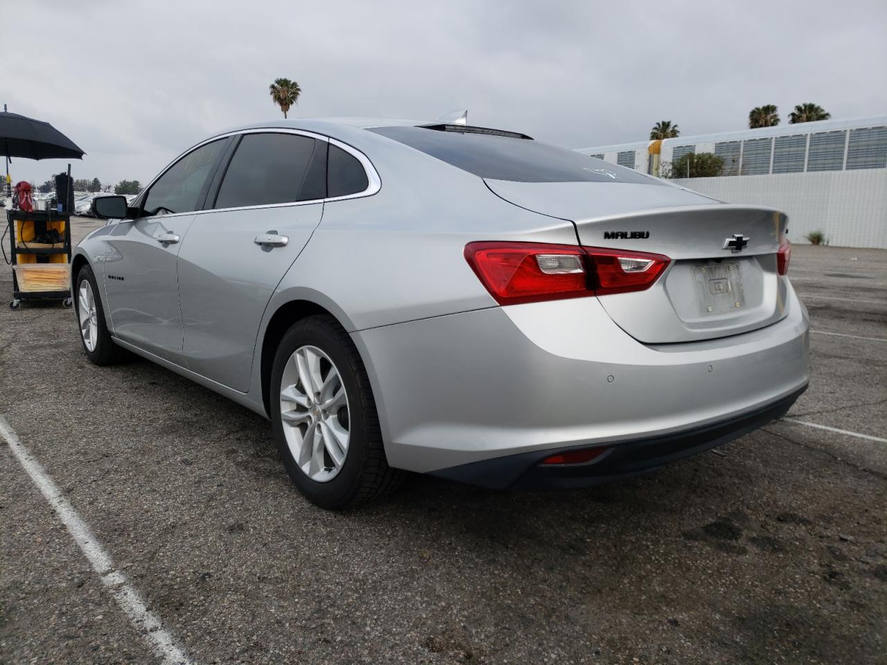 Photo 3 from auction – 2017 CHEVROLET MALIBU LT with VIN 1G1ZE5ST4HF212317