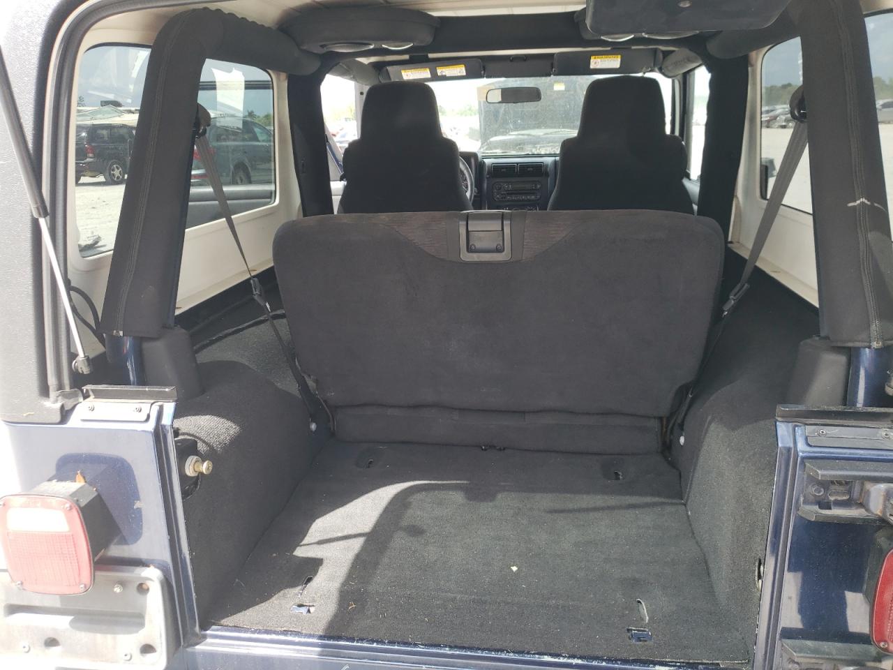 Photo 9 from auction – 2004 JEEP WRANGLER / with VIN 1J4FA49S94P767548