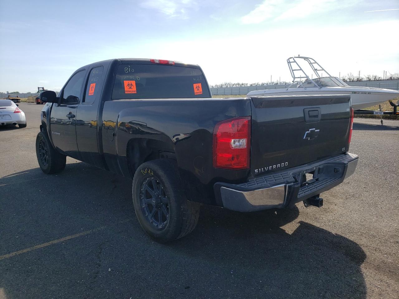 Photo 3 from auction – 2011 CHEVROLET SILVERADO with VIN 1GCRCREA2BZ408518