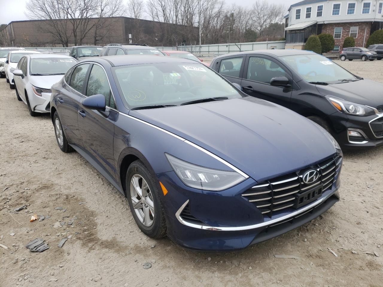 HYUNDAI SONATA SE 2021 with VIN 5NPEG4JA3MH111182 - Photo from auction