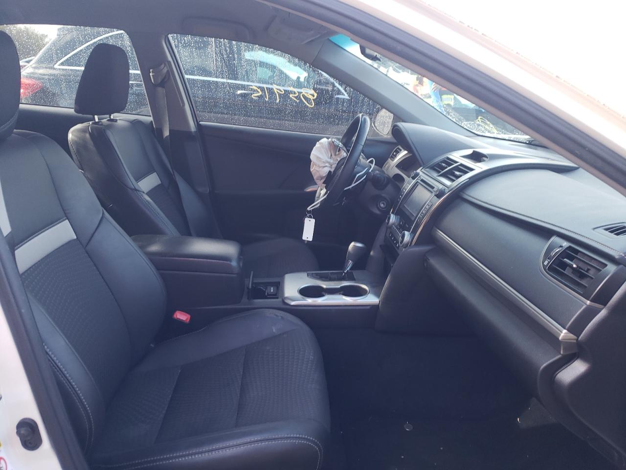 Photo 5 from auction – 2014 TOYOTA CAMRY L with VIN 4T1BF1FKXEU422973