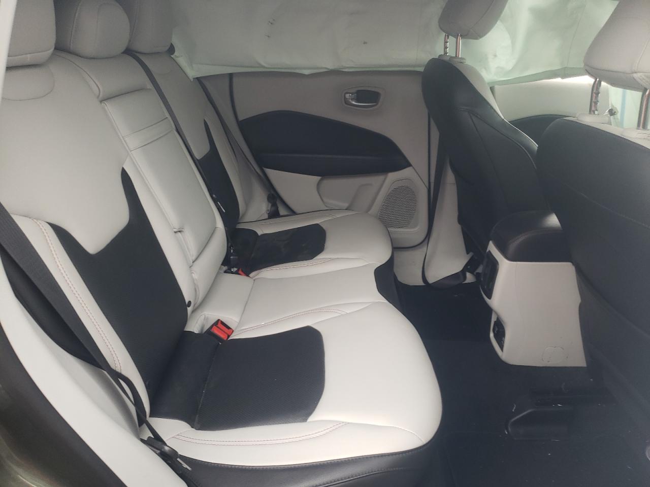 Foto 6 de la subasta – 2018 JEEP COMPASS LI con VIN 3C4NJDCB5JT212582