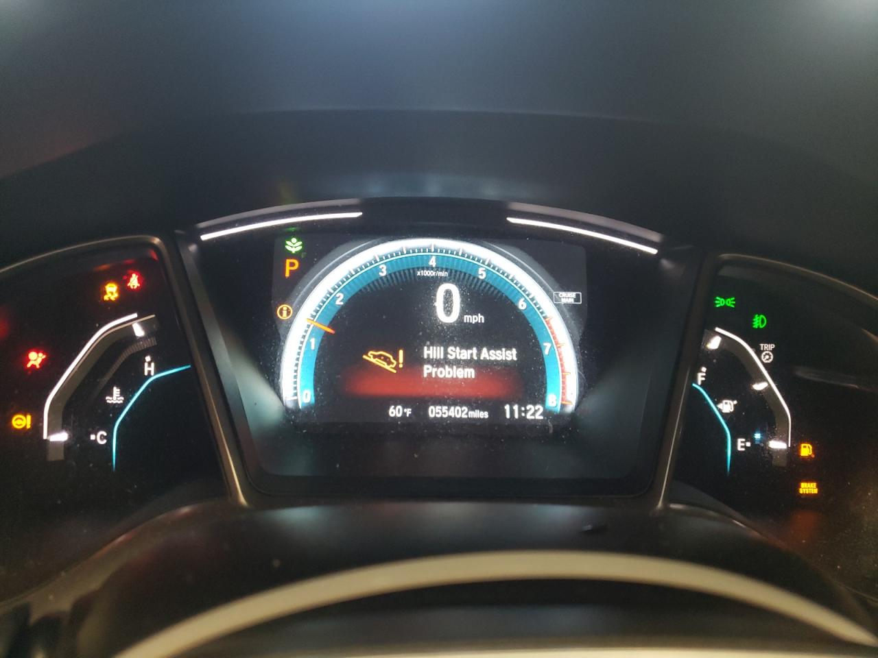 Photo 8 from auction – 2017 HONDA CIVIC EX with VIN 2HGFC1F3XHH653257