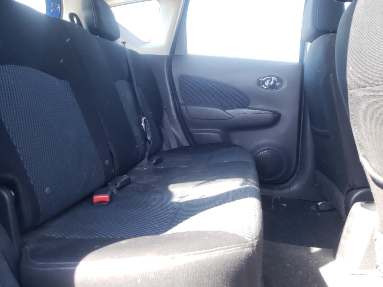 Photo 6 from auction – 2015 NISSAN VERSA NOTE with VIN 3N1CE2CP1FL414552