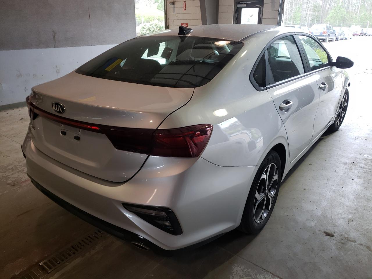 Photo 4 from auction – 2020 KIA FORTE FE with VIN 3KPF24AD3LE205837