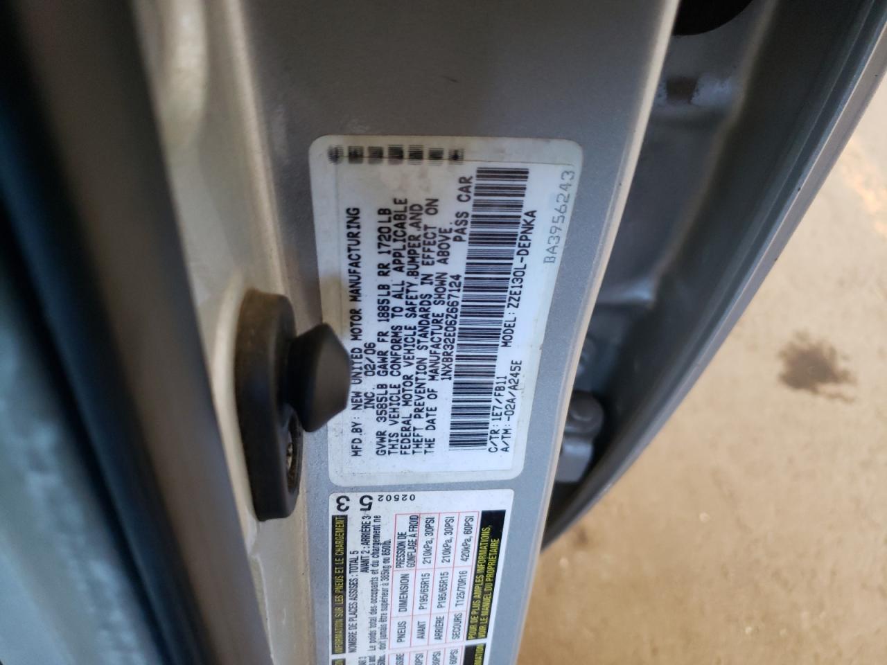 Photo 10 from auction – 2006 TOYOTA COROLLA CE with VIN 1NXBR32E06Z667124