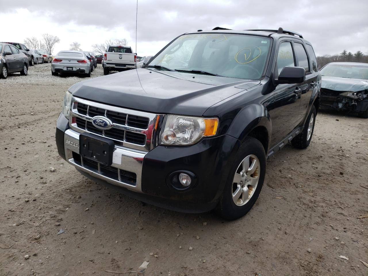 Photo 2 from auction – 2011 FORD ESCAPE LIM with VIN 1FMCU9E76BKB04281