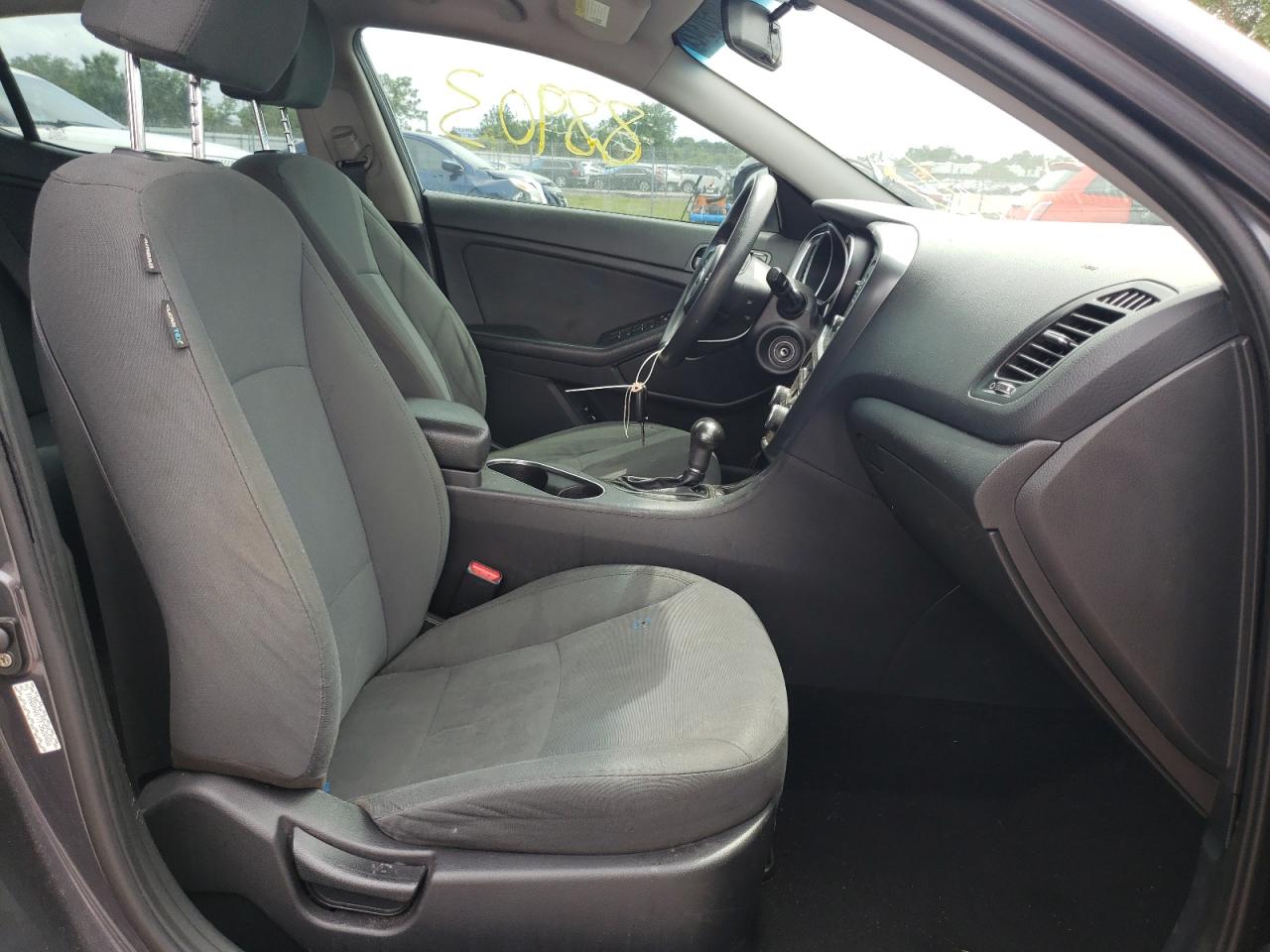 Photo 5 from auction – 2015 KIA OPTIMA LX with VIN KNAGM4A77F5620486