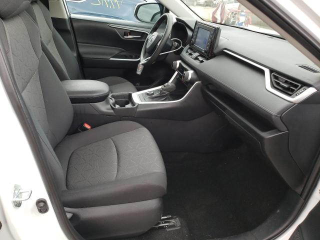 Photo 5 from auction – 2021 TOYOTA RAV4 XLE with VIN 2T3R6RFVXMW010551