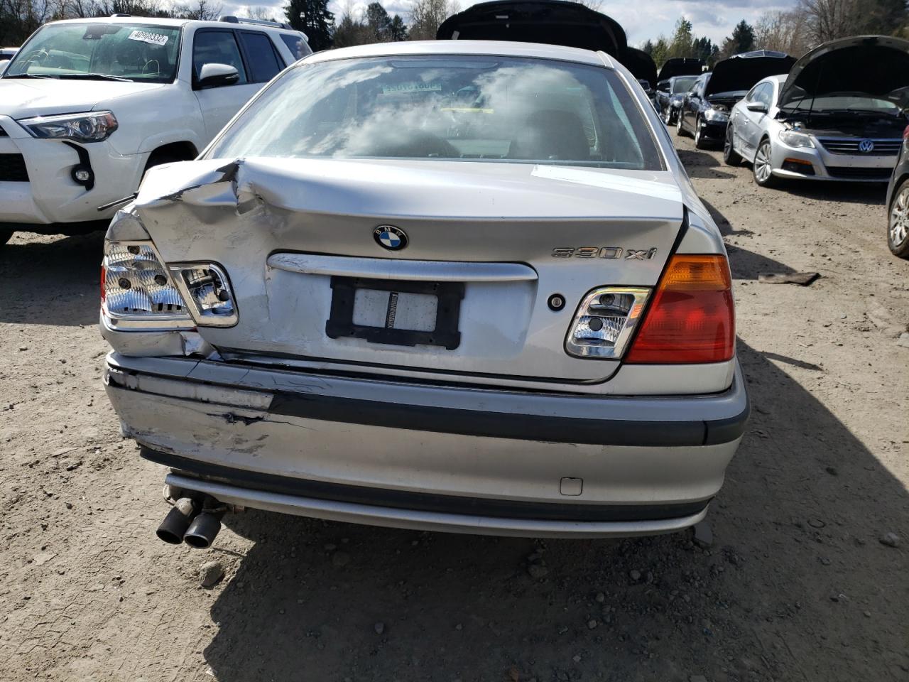Photo 9 from auction – 2001 BMW 330I with VIN WBAAV53461JS94899